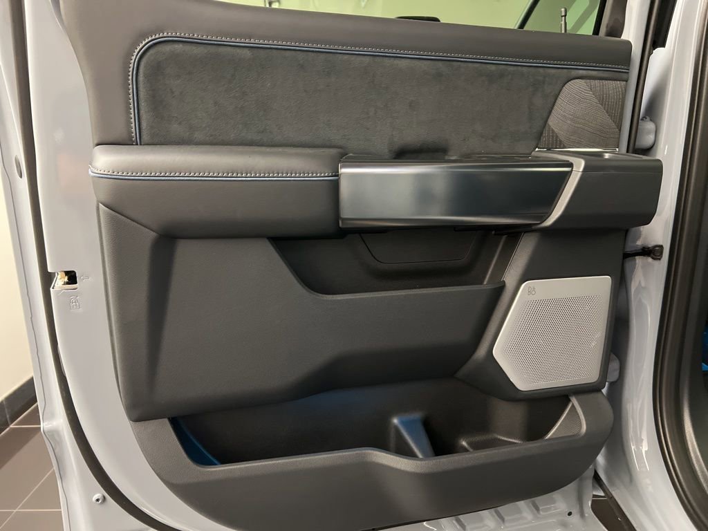 New 2025 Ford F350 Platinum w/ Snow Plow Prep Package image 38