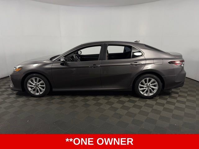 Used 2023 Toyota Camry LE FWD image 5