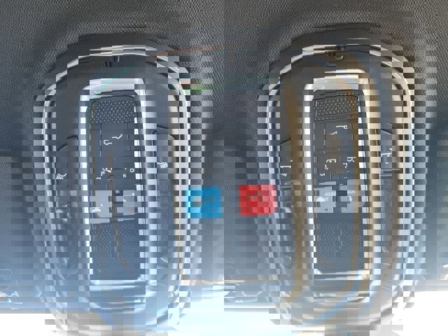 New 2025 Jeep Grand Cherokee Altitude image 10