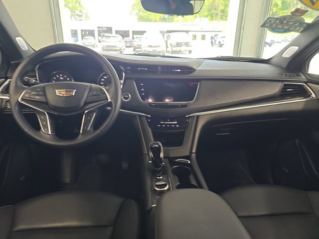 Used 2023 Cadillac XT5 Premium Luxury w/ Technology Package AWD/4WD image 11