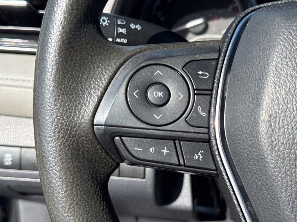 Certified 2019 Toyota Camry LE FWD image 24