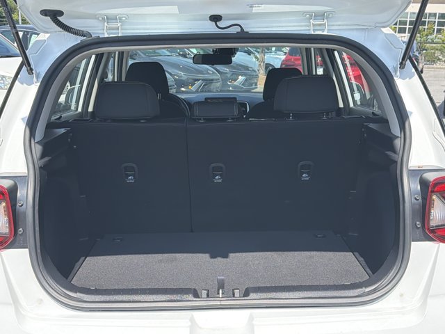 Certified 2025 Hyundai Venue SEL FWD image 21