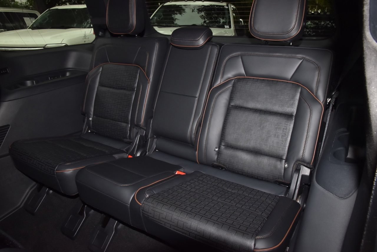 New 2026 Lincoln Navigator Black Label AWD/4WD image 15