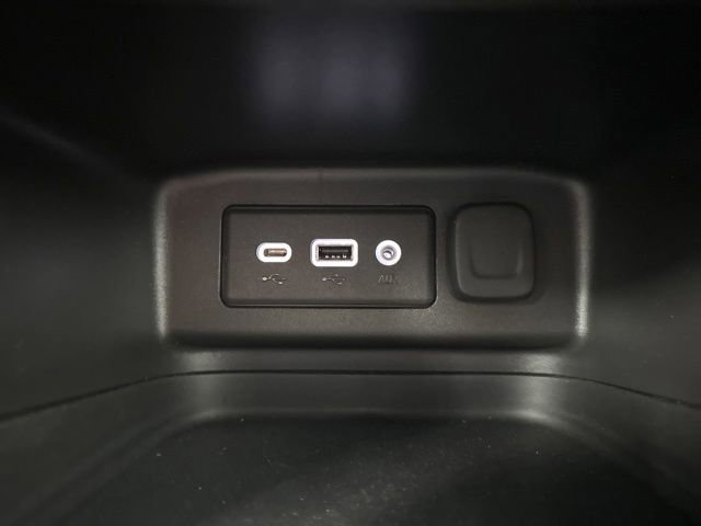 Used 2024 Chevrolet Equinox LT FWD image 18