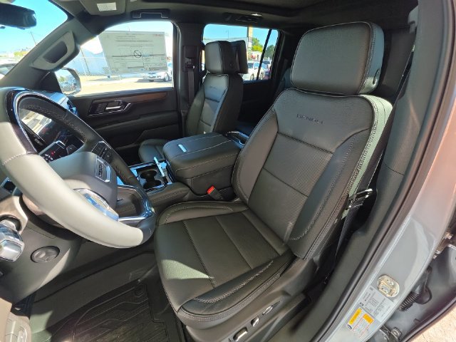 New 2027 GMC Yukon XL Denali w/ Denali Reserve Package AWD/4WD image 19