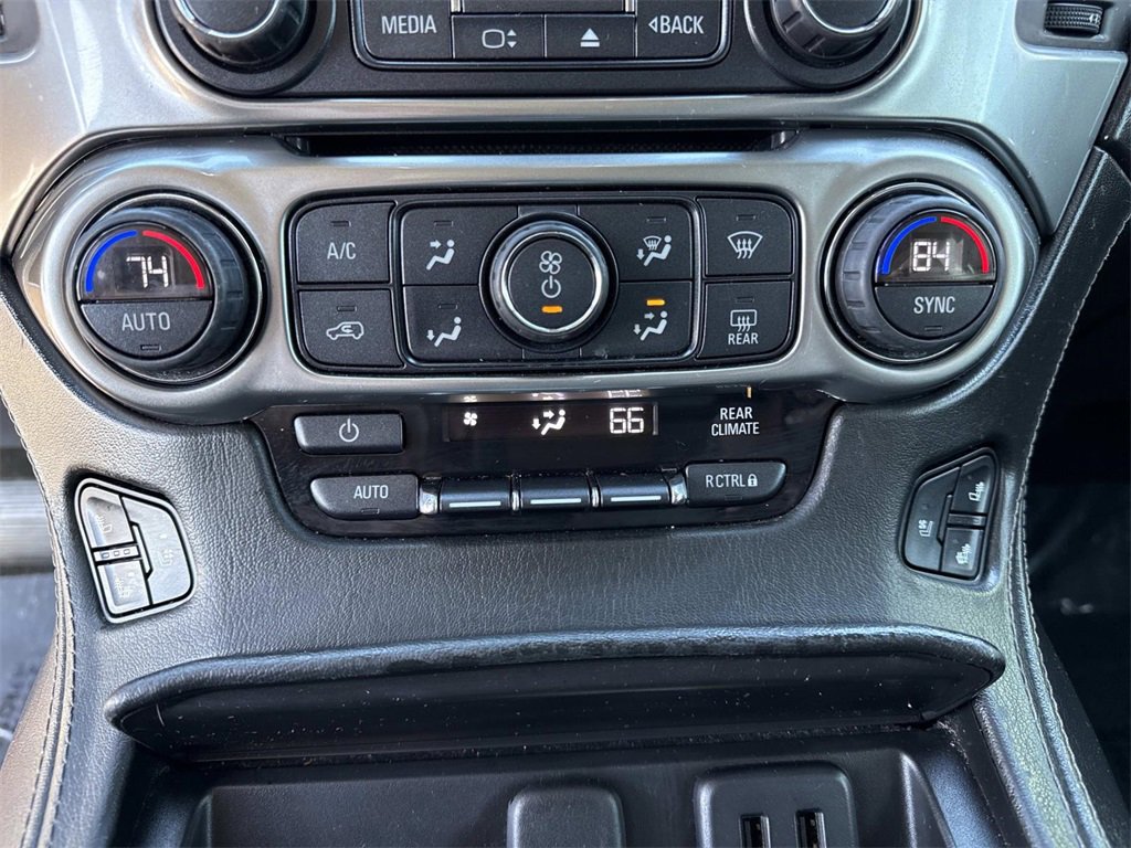 Used 2017 Chevrolet Suburban Premier image 21