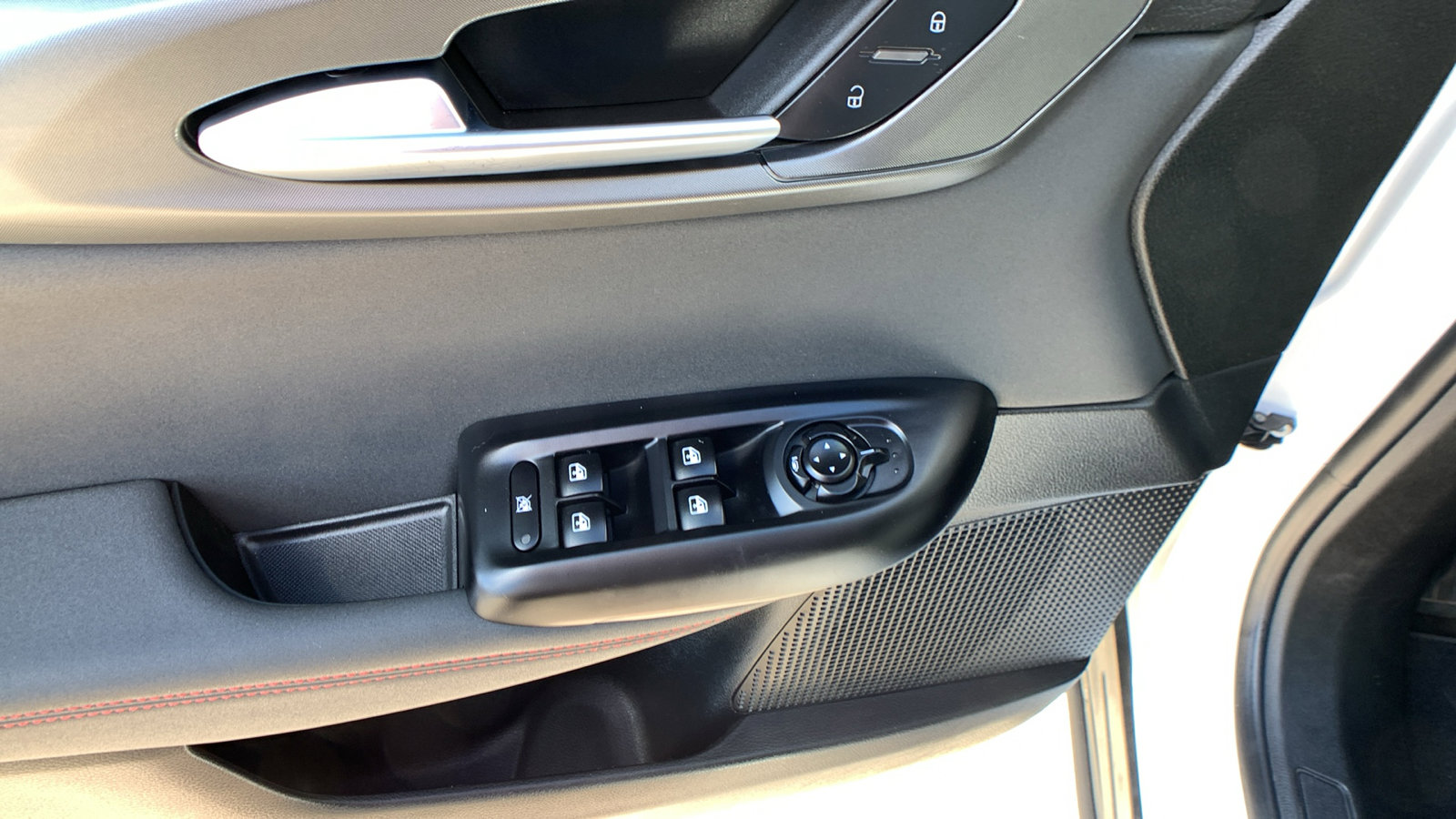 Used 2024 Dodge Hornet GT image 11