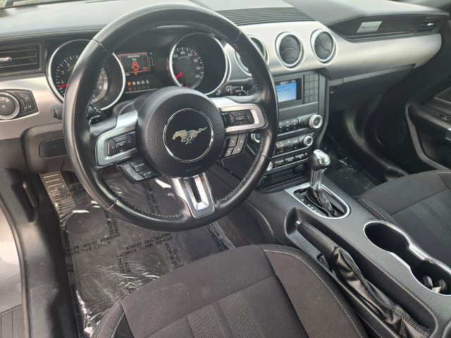 Certified 2022 Ford Mustang GT RWD image 6