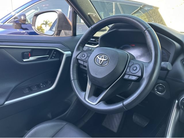 Used 2023 Toyota RAV4 XSE AWD/4WD image 13