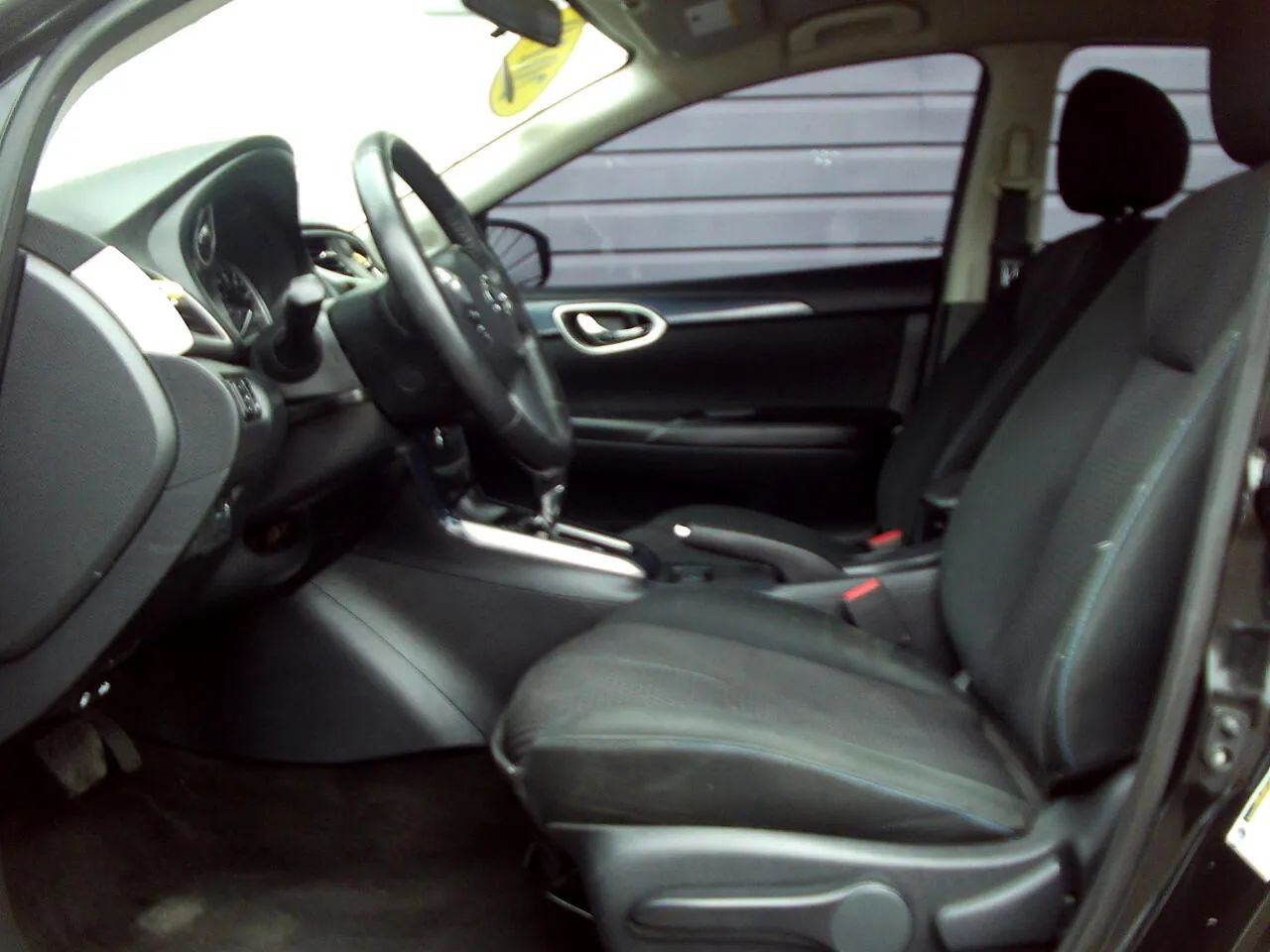 Used 2019 Nissan Sentra SR FWD image 22