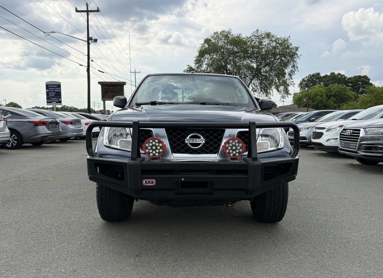 Used 2017 Nissan Frontier Desert Runner RWD image 2