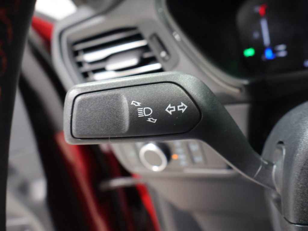 Used 2024 Ford Escape ST-Line image 35