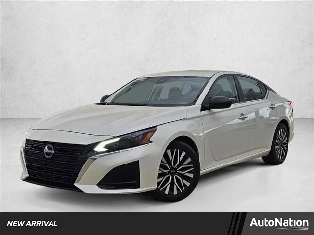 Used 2024 Nissan Altima 2.5 SV