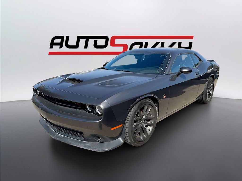 Used 2023 Dodge Challenger R/T Scat Pack RWD image 3