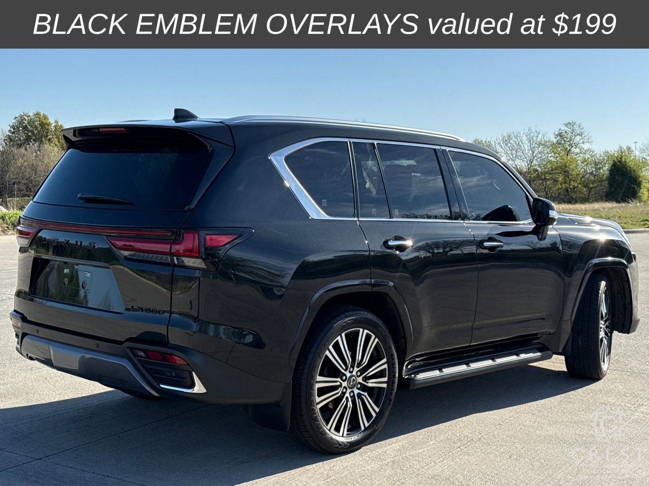 Used 2025 Lexus LX 600 4WD w/ Luxury Package image 2