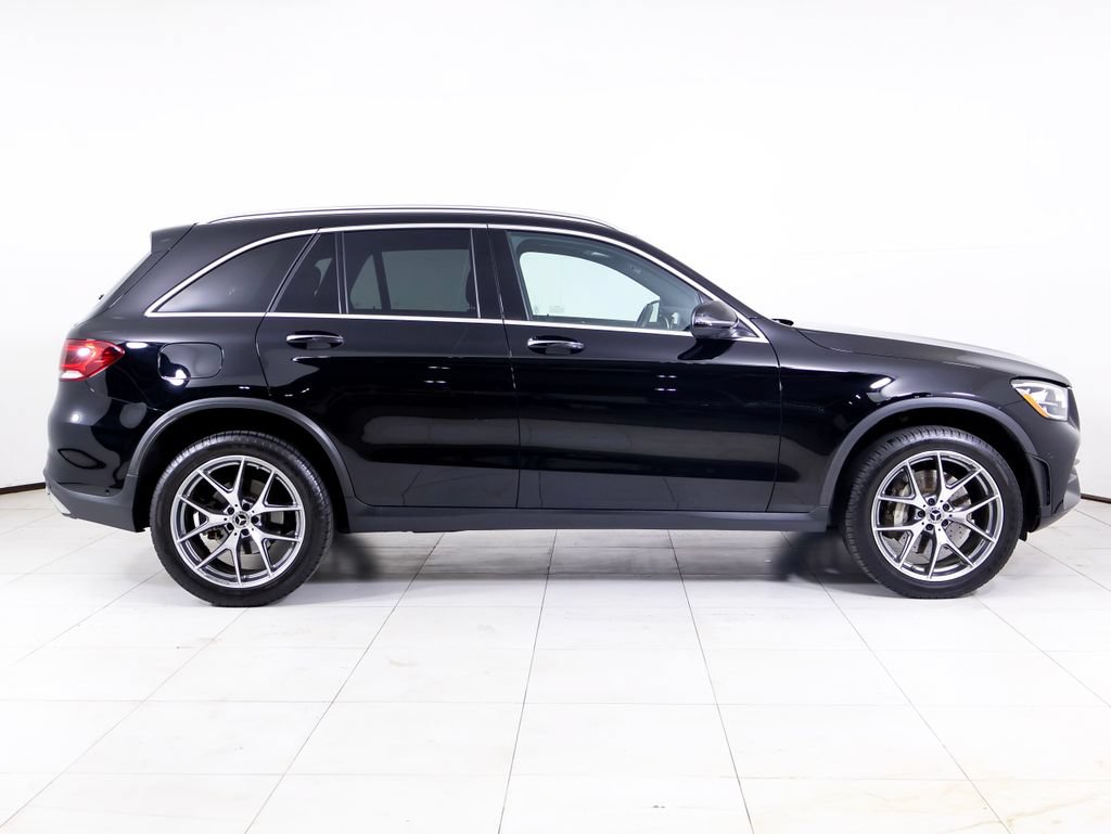 Used 2022 Mercedes-Benz GLC 300 4MATIC image 25