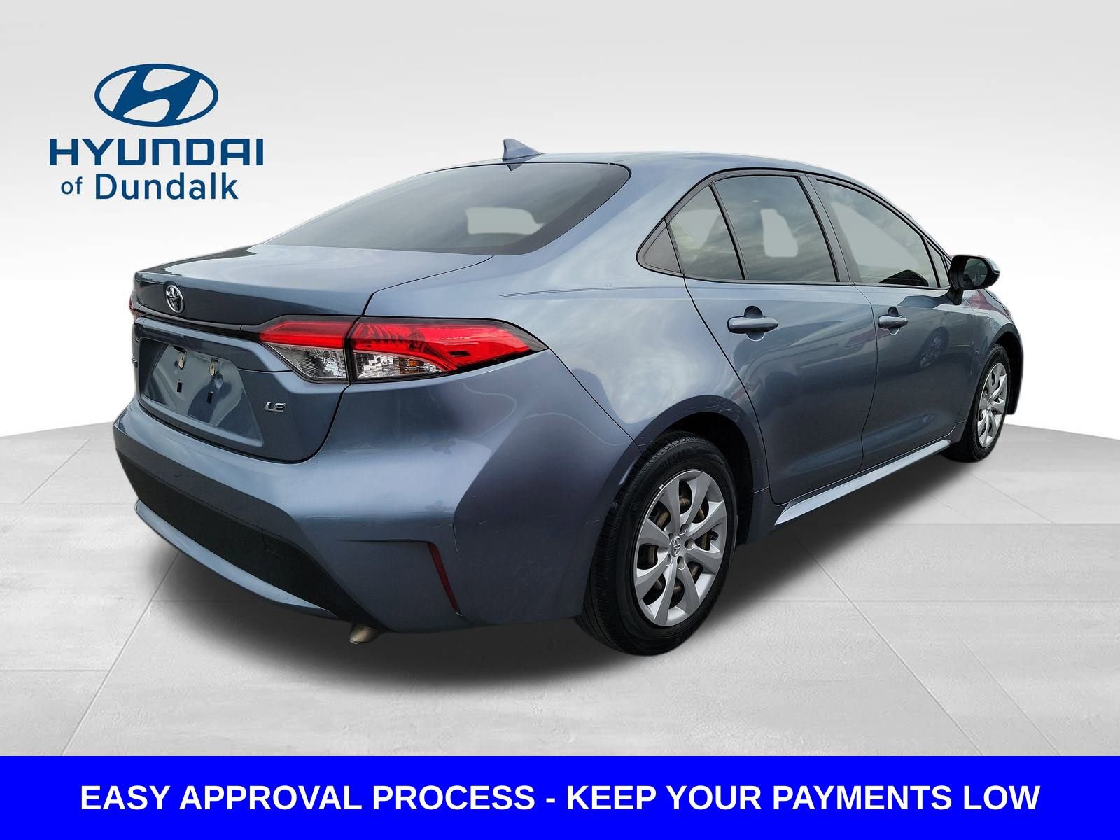 Used 2022 Toyota Corolla LE image 3