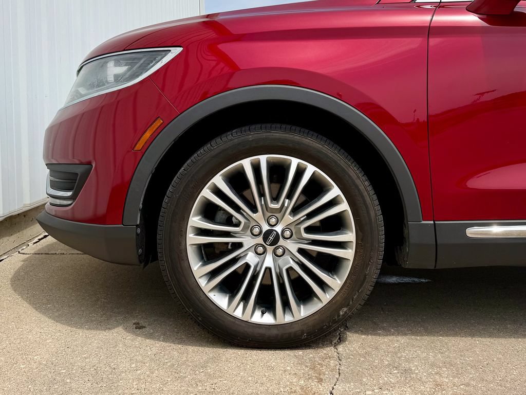 Used 2017 Lincoln MKX Reserve AWD/4WD image 29