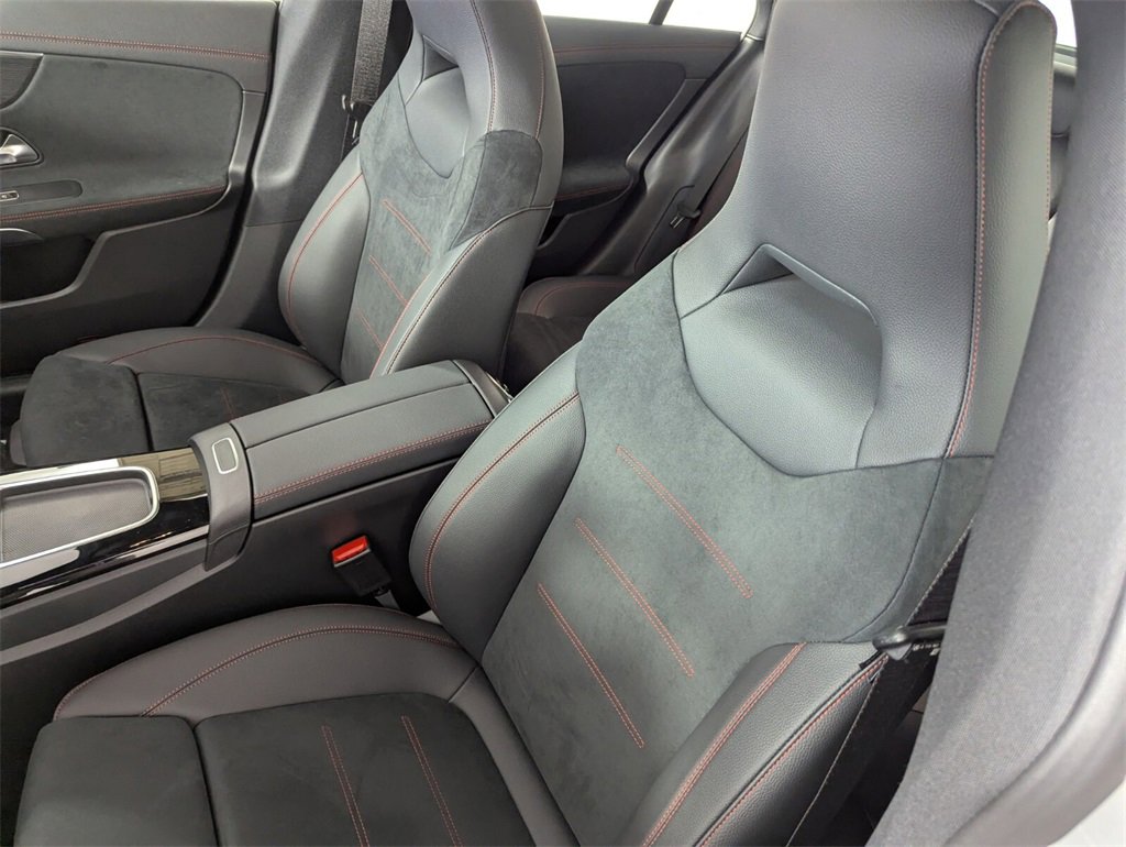 New 2026 Mercedes-Benz CLA 250 image 8