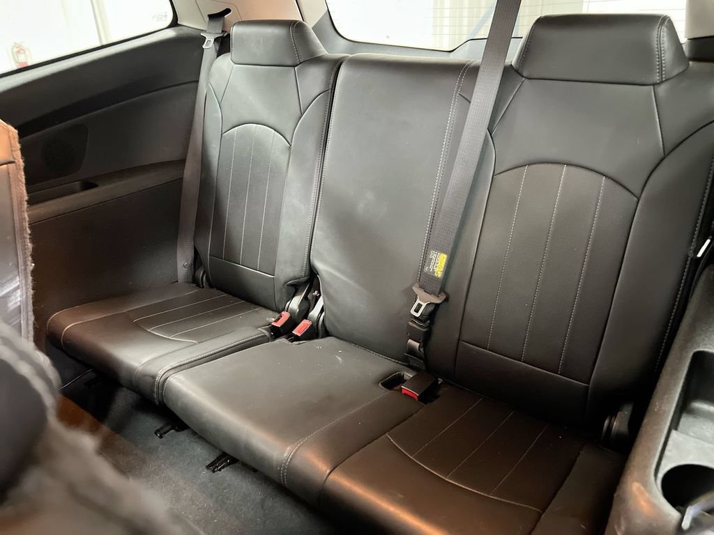 Used 2017 Chevrolet Traverse Premier AWD/4WD image 25