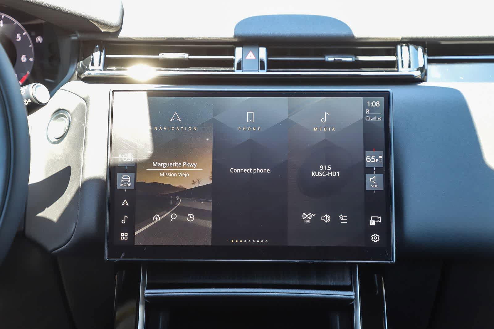 New 2026 Land Rover Range Rover Velar S AWD/4WD image 14