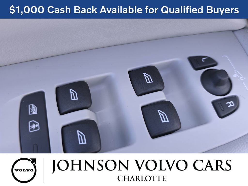 New 2026 Volvo XC60 T8 Ultra w/ Protection Package Premier image 30