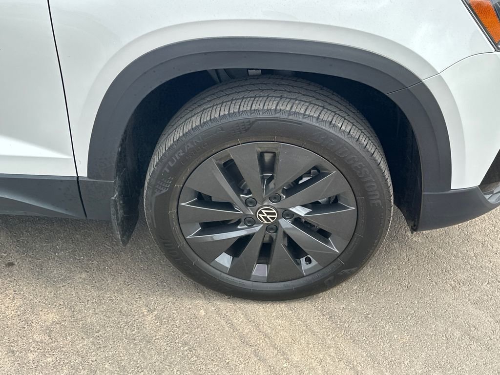 Used 2024 Volkswagen Taos S image 12