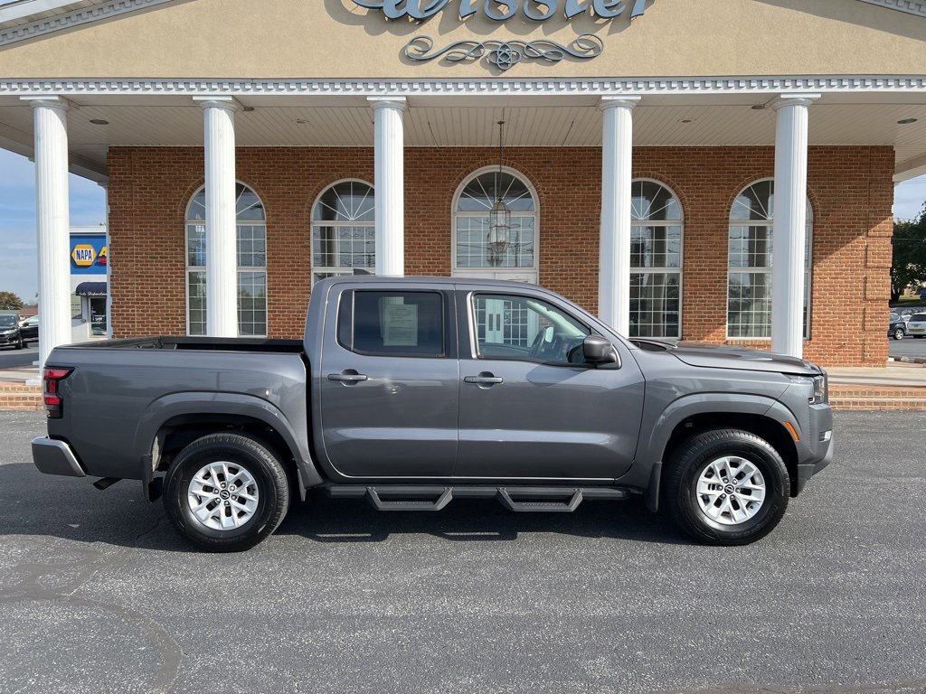 Used 2024 Nissan Frontier SV w/ Technology Package image 6