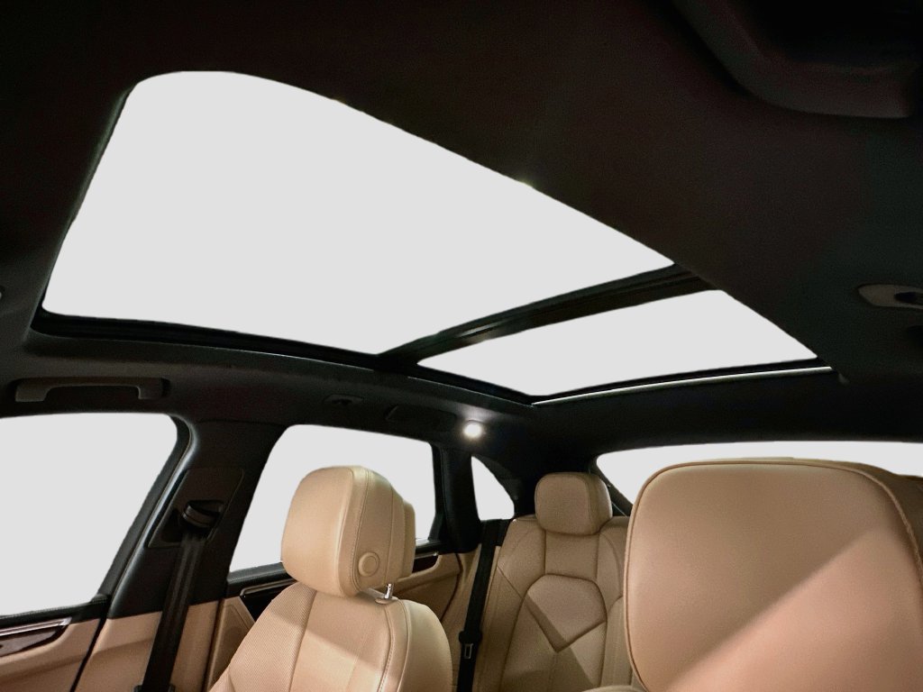Certified 2019 Porsche Macan S AWD/4WD image 22