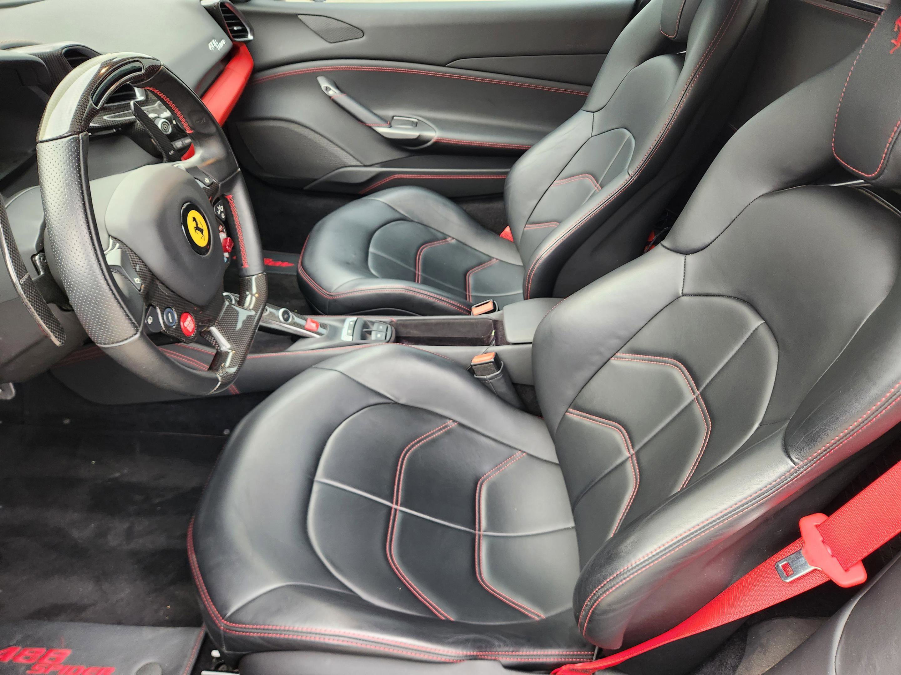 Used 2017 Ferrari 488 Spider image 11