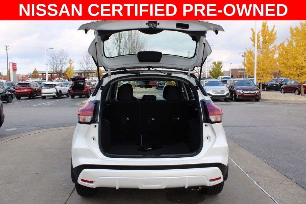 Certified 2024 Nissan Kicks SV image 9