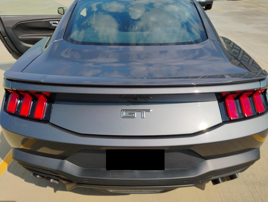 Used 2024 Ford Mustang GT Premium RWD image 3