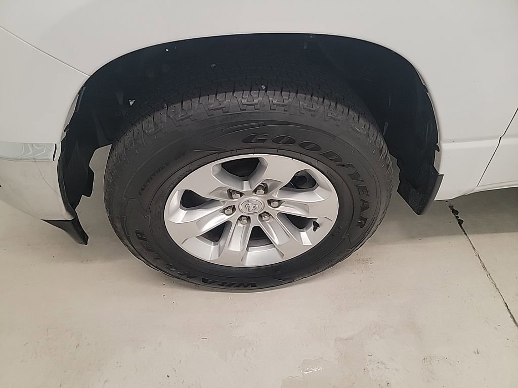 Used 2024 RAM 1500 Laramie image 2