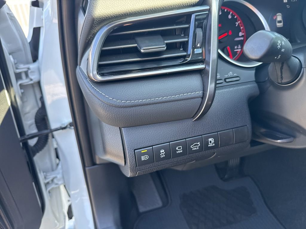 Used 2024 Toyota Camry XSE w/ Navigation Package image 17