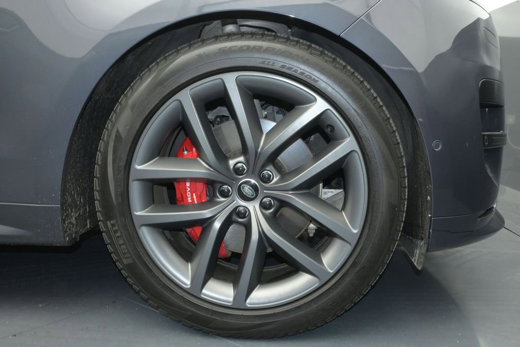 Used 2025 Land Rover Range Rover Sport Dynamic SE AWD/4WD image 16