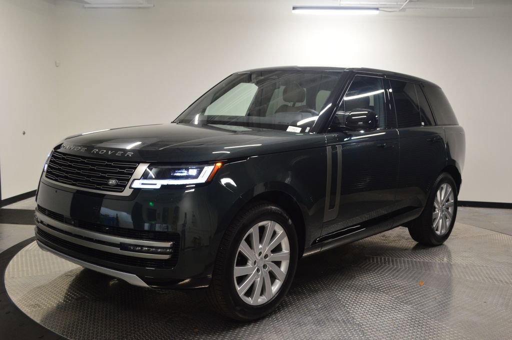 Used 2025 Land Rover Range Rover SE