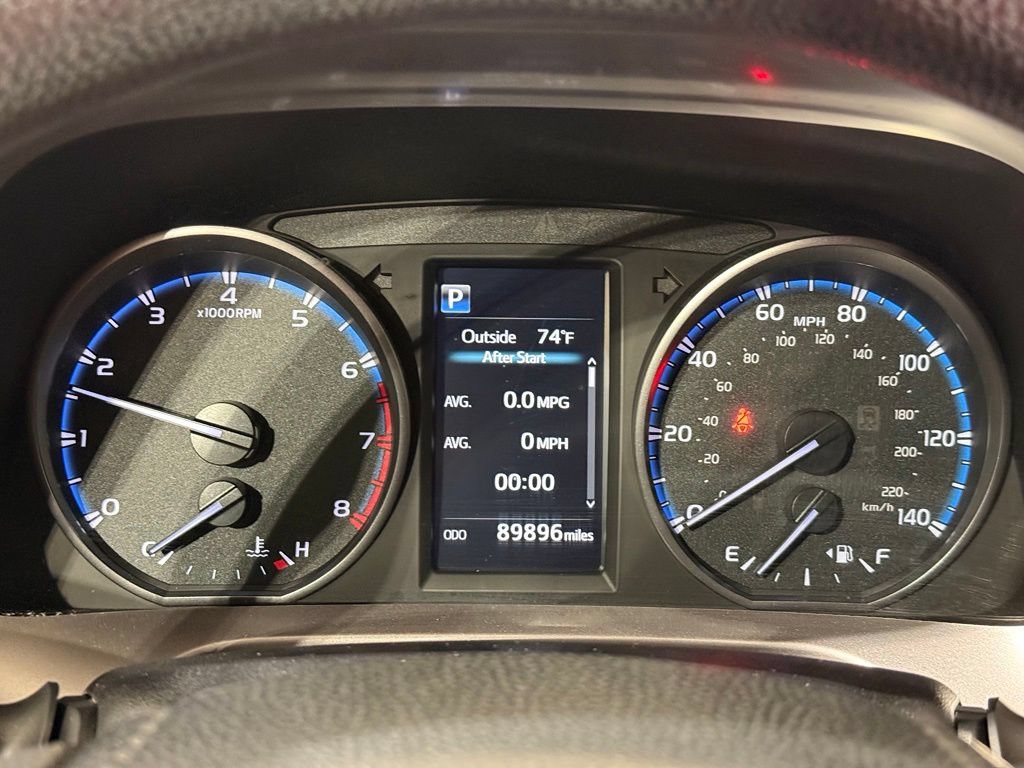Used 2018 Toyota RAV4 LE w/ All Weather Liner Package AWD/4WD image 24