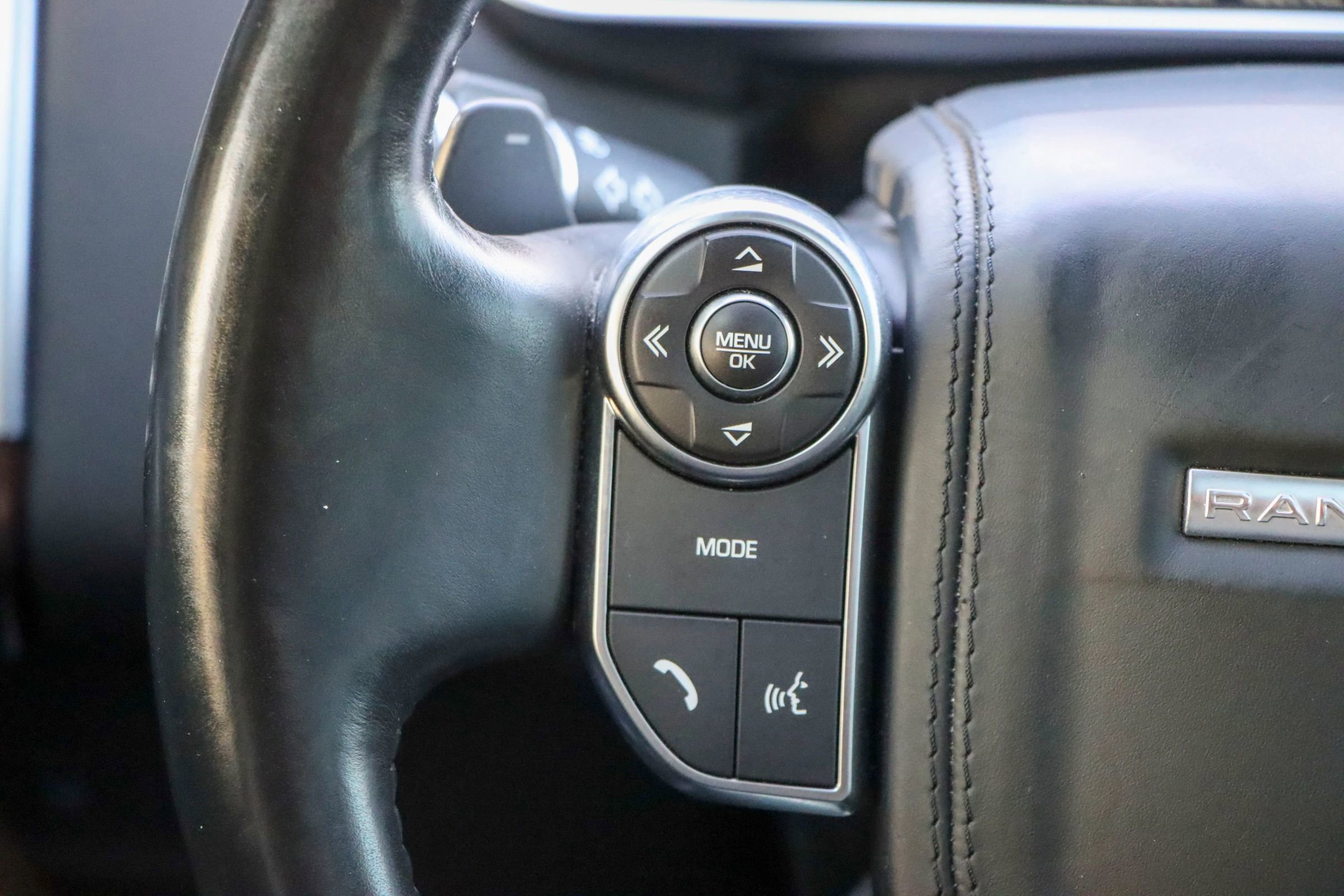 Used 2016 Land Rover Range Rover Supercharged image 29