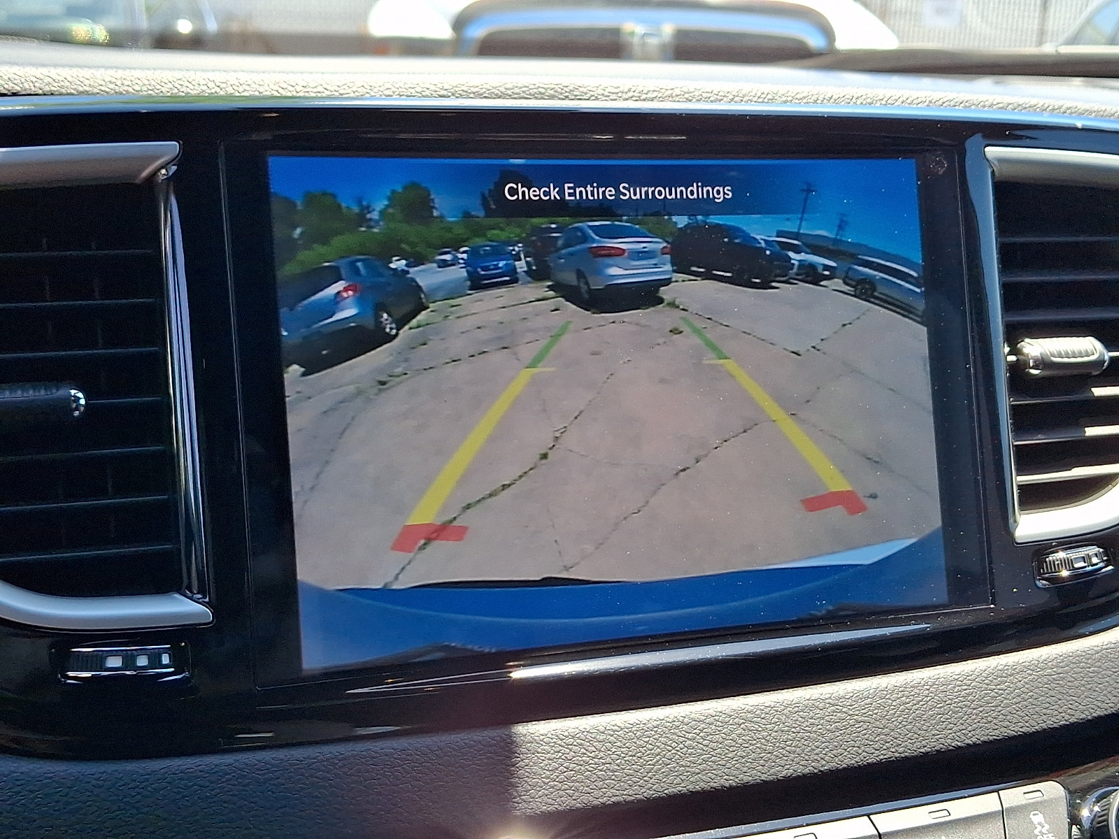Used 2025 Chrysler Pacifica Select FWD image 24