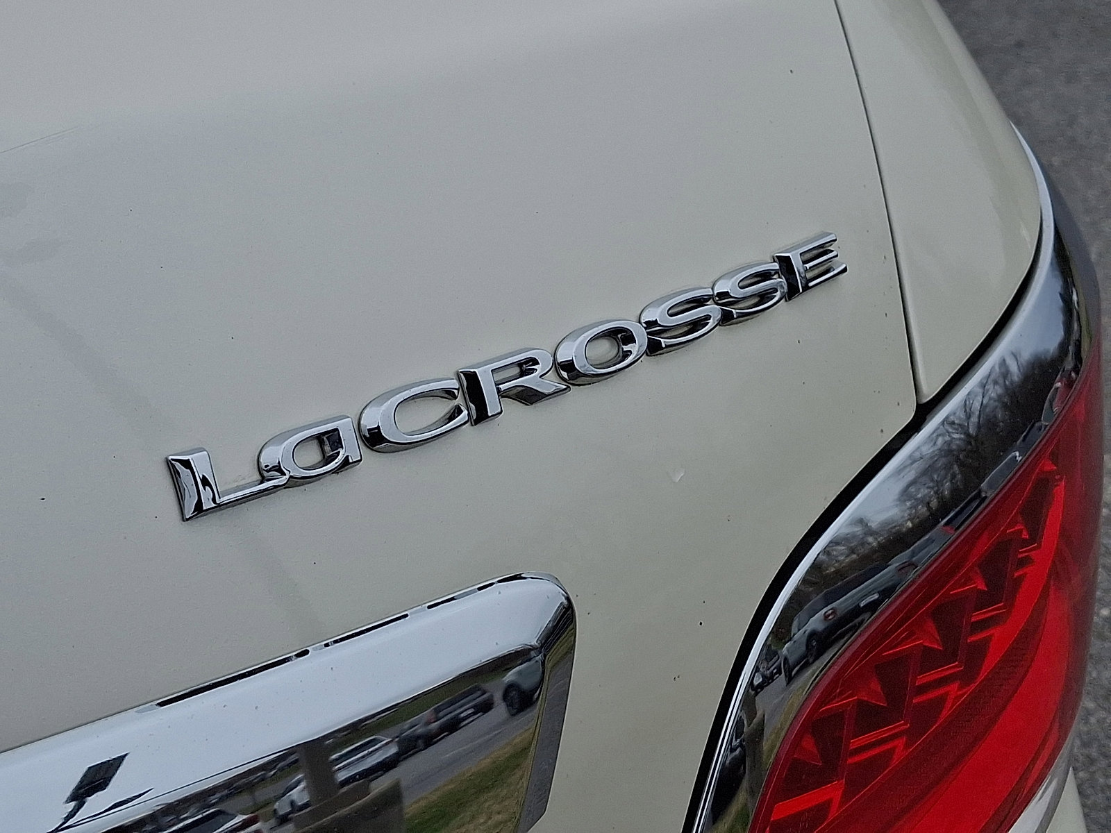 Used 2013 Buick LaCrosse Leather image 30