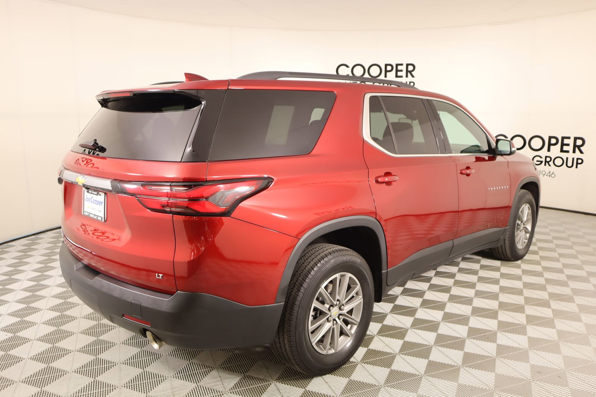 Used 2023 Chevrolet Traverse LT image 21