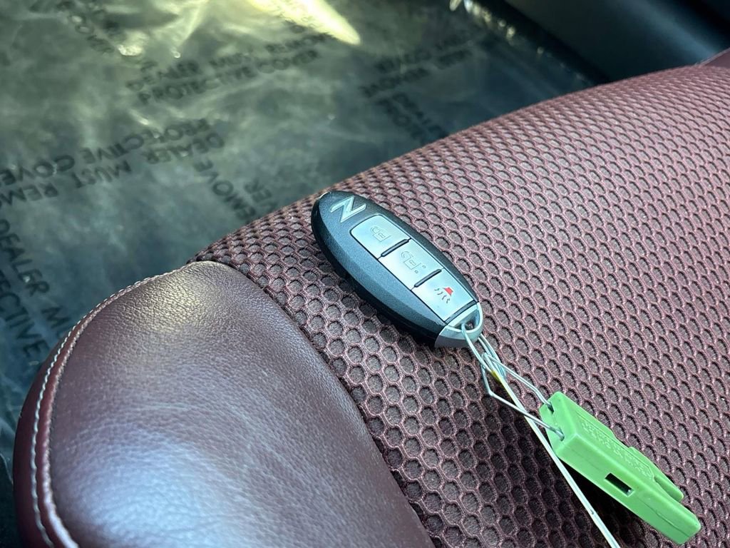 Used 2013 Nissan 370Z Touring w/ Sport Pkg image 24