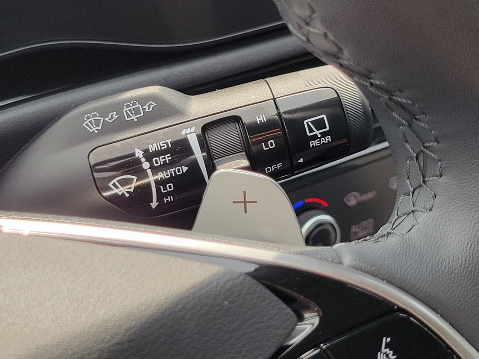 Certified 2024 Kia Niro EX FWD image 19