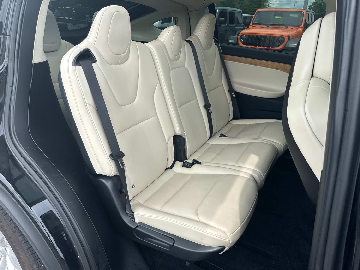 Used 2018 Tesla Model X 75D AWD/4WD image 21