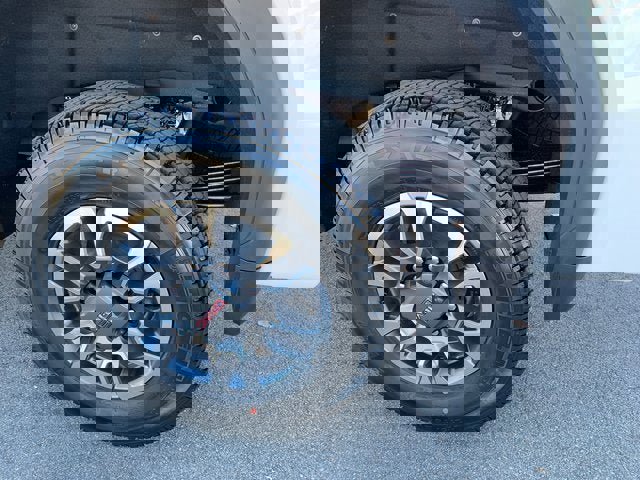 New 2026 GMC Sierra 2500 SLT w/ SLT Premium Package image 9