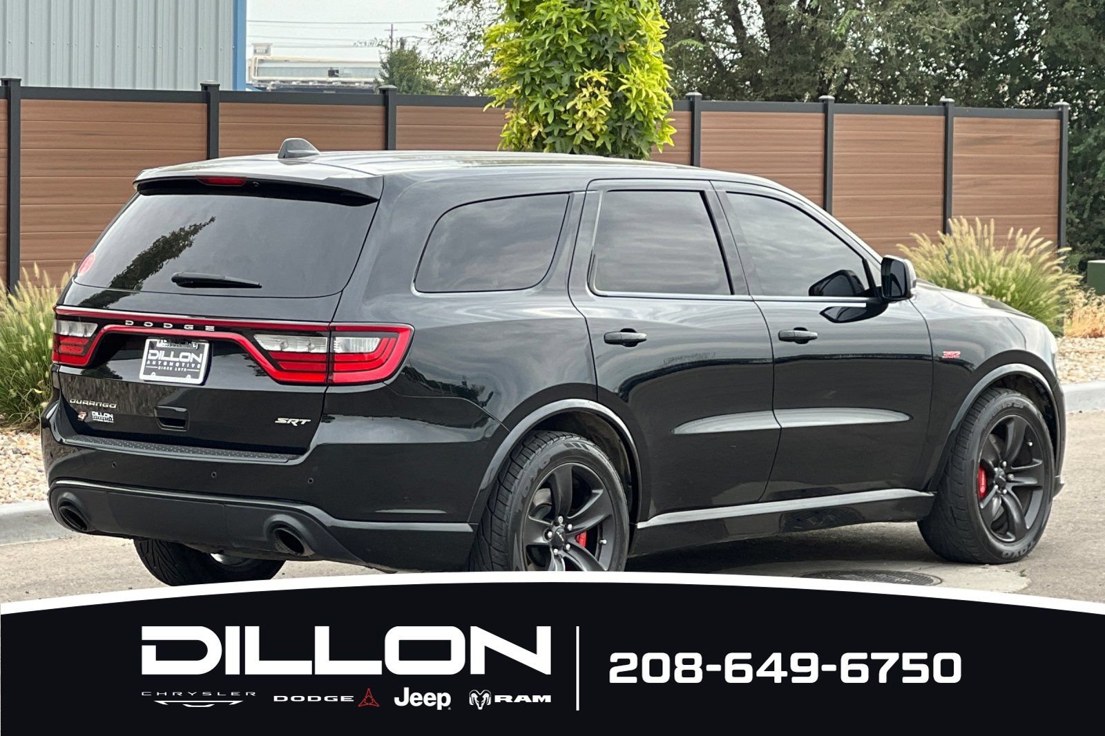 Used 2018 Dodge Durango SRT w/ Technology Group AWD/4WD image 7