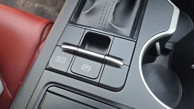 Used 2023 Kia K5 GT-Line image 25