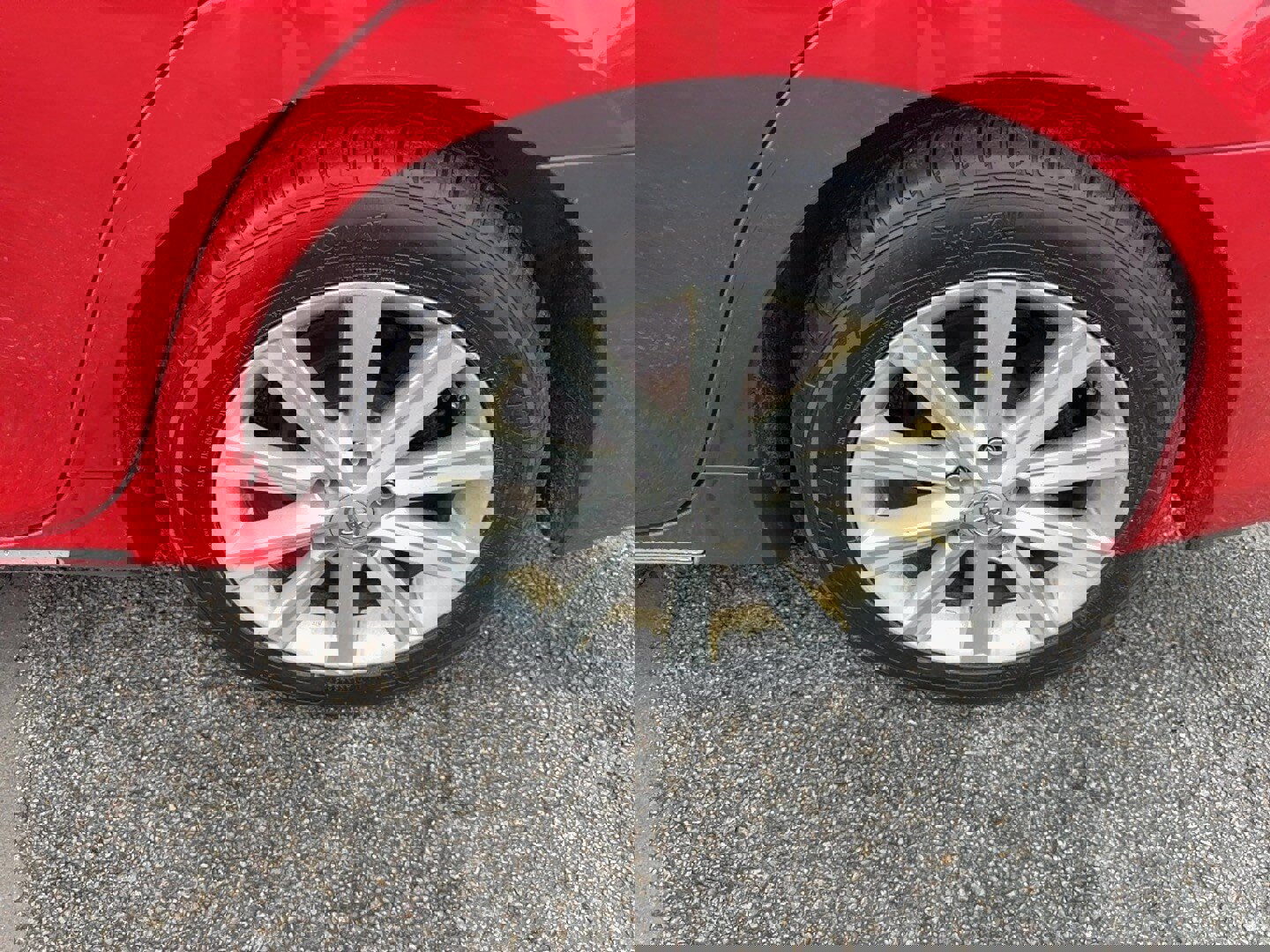 Used 2012 Toyota Camry XLE w/ Leather Pkg image 9