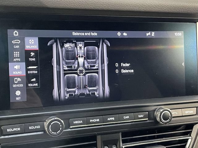 Used 2020 Porsche Macan AWD/4WD image 31