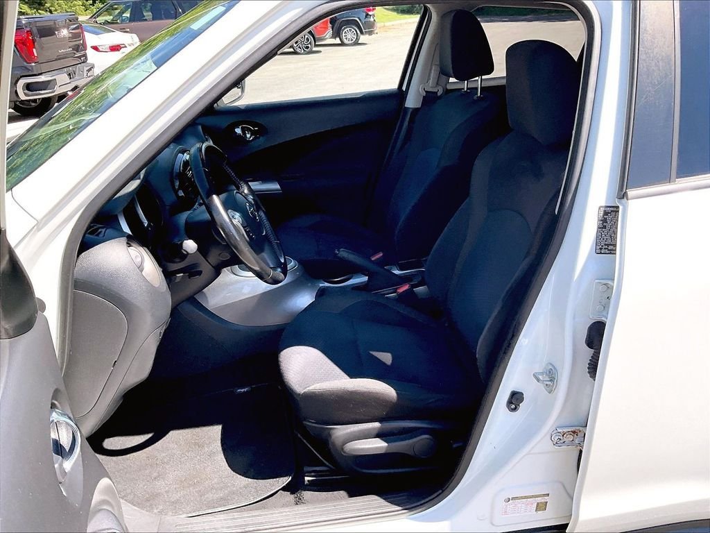 Used 2016 Nissan Juke SV AWD/4WD image 10